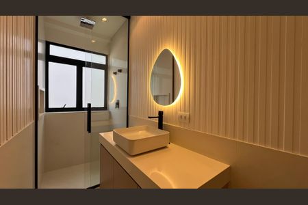 Apartamento à venda com 180m², 3 quartos e 2 vagas Apartamento à venda com 180m², 3 quartos e 2 vagasBanheiro da Suíte 1