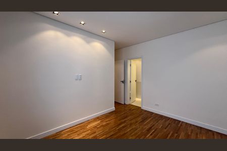 Apartamento à venda com 180m², 3 quartos e 2 vagas Apartamento à venda com 180m², 3 quartos e 2 vagasSuíte 2