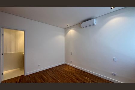 Apartamento à venda com 180m², 3 quartos e 2 vagas Apartamento à venda com 180m², 3 quartos e 2 vagasSuíte 2