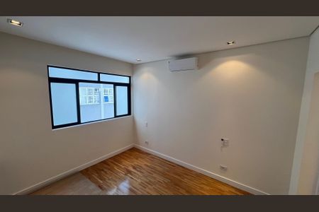 Apartamento à venda com 180m², 3 quartos e 2 vagas Apartamento à venda com 180m², 3 quartos e 2 vagasSuíte 3