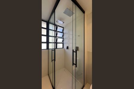 Apartamento à venda com 180m², 3 quartos e 2 vagas Apartamento à venda com 180m², 3 quartos e 2 vagasBanheiro da Suíte 3