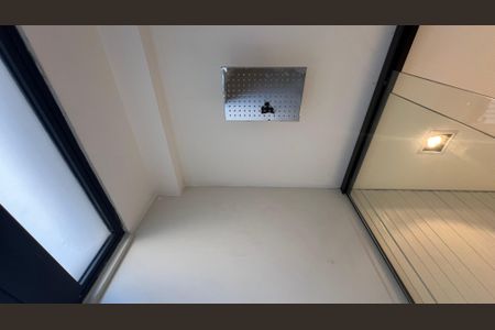 Apartamento à venda com 180m², 3 quartos e 2 vagas Apartamento à venda com 180m², 3 quartos e 2 vagasBanheiro da Suíte 1