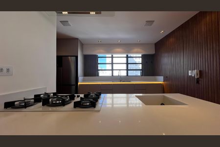 Apartamento à venda com 180m², 3 quartos e 2 vagas Apartamento à venda com 180m², 3 quartos e 2 vagasCozinha