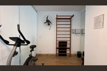 Apartamento à venda com 180m², 3 quartos e 2 vagas Apartamento à venda com 180m², 3 quartos e 2 vagasÁrea comum - Academia