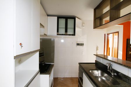 Apartamento à venda com 49m², 2 quartos e 1 vagaCozinha