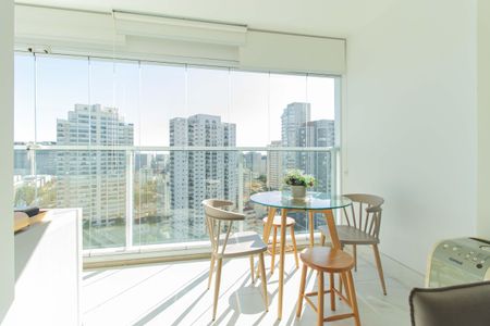 Apartamento à venda com 65m², 2 quartos e 1 vaga Apartamento à venda com 65m², 2 quartos e 1 vagaVaranda da Sala