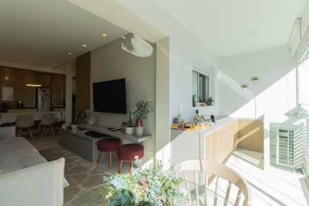 Apartamento à venda com 65m², 2 quartos e 1 vaga Apartamento à venda com 65m², 2 quartos e 1 vagaVaranda da Sala