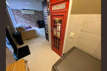 Casa à venda com 170m², 3 quartos e 3 vagas Casa à venda com 170m², 3 quartos e 3 vagasÁrea de Serviço