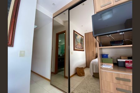 Casa à venda com 170m², 3 quartos e 3 vagas Casa à venda com 170m², 3 quartos e 3 vagasSuíte