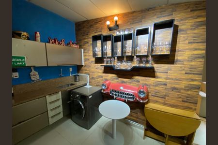 Casa à venda com 170m², 3 quartos e 3 vagas Casa à venda com 170m², 3 quartos e 3 vagasÁrea Gourmet