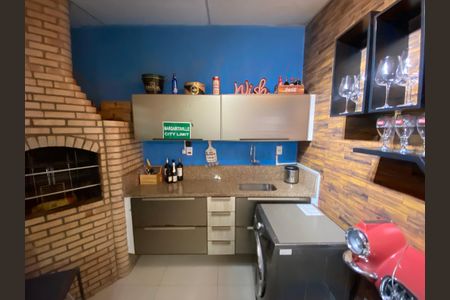 Casa à venda com 170m², 3 quartos e 3 vagas Casa à venda com 170m², 3 quartos e 3 vagasÁrea Gourmet