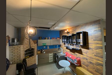 Casa à venda com 170m², 3 quartos e 3 vagas Casa à venda com 170m², 3 quartos e 3 vagasÁrea Gourmet