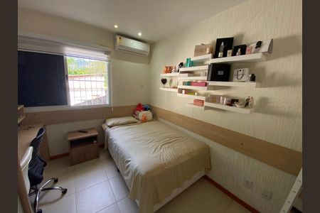 Casa à venda com 170m², 3 quartos e 3 vagas Casa à venda com 170m², 3 quartos e 3 vagasQuarto 2