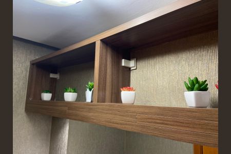 Casa à venda com 170m², 3 quartos e 3 vagas Casa à venda com 170m², 3 quartos e 3 vagasLavabo