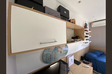 Casa à venda com 170m², 3 quartos e 3 vagas Casa à venda com 170m², 3 quartos e 3 vagasQuarto 1