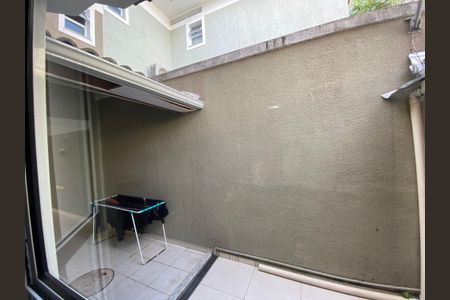 Casa à venda com 170m², 3 quartos e 3 vagas Casa à venda com 170m², 3 quartos e 3 vagasÁrea de Serviço