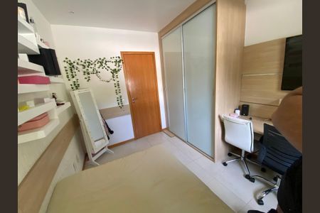 Casa à venda com 170m², 3 quartos e 3 vagas Casa à venda com 170m², 3 quartos e 3 vagasQuarto 2