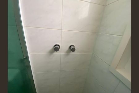 Casa à venda com 170m², 3 quartos e 3 vagas Casa à venda com 170m², 3 quartos e 3 vagasBanheiro Suíte