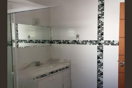 Casa à venda com 158m², 3 quartos e 3 vagasBanheiro 1