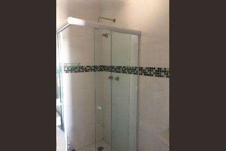 Casa à venda com 158m², 3 quartos e 3 vagasBanheiro 1