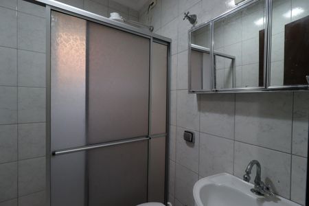Apartamento à venda com 67m², 2 quartos e 2 vagasBanheiro Social