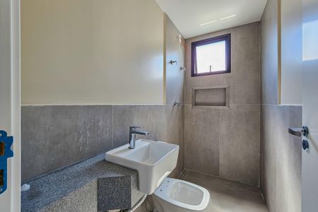 Apartamento à venda com 108m², 2 quartos e 2 vagas Apartamento à venda com 108m², 2 quartos e 2 vagasBanheiro da Suíte 2