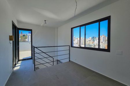 Apartamento à venda com 115m², 2 quartos e 2 vagasCobertura