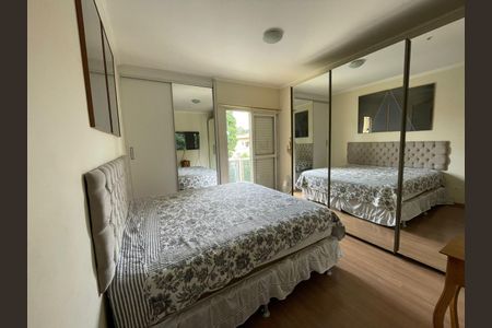 Casa à venda com 100m², 3 quartos e 2 vagas Casa à venda com 100m², 3 quartos e 2 vagasQuarto 1