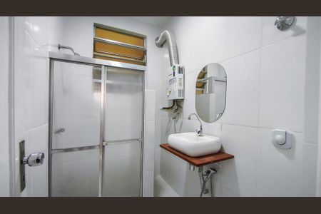 Apartamento à venda com 72m², 2 quartos e 1 vaga Apartamento à venda com 72m², 2 quartos e 1 vagaBanheiro