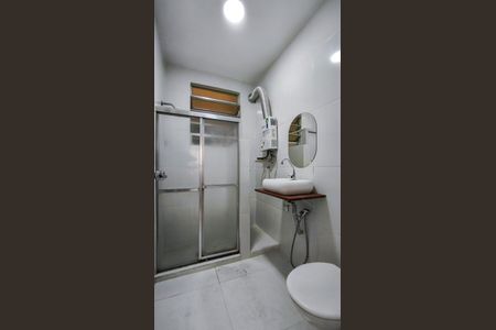 Apartamento à venda com 72m², 2 quartos e 1 vaga Apartamento à venda com 72m², 2 quartos e 1 vagaBanheiro