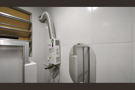 Apartamento à venda com 72m², 2 quartos e 1 vaga Apartamento à venda com 72m², 2 quartos e 1 vagaBanheiro