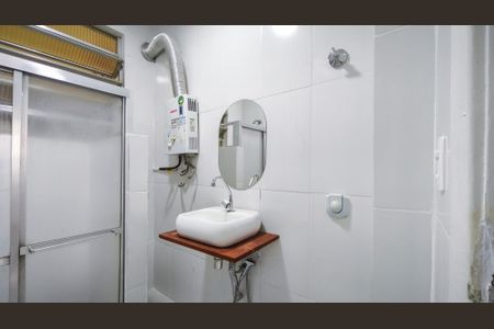 Apartamento à venda com 72m², 2 quartos e 1 vaga Apartamento à venda com 72m², 2 quartos e 1 vagaBanheiro