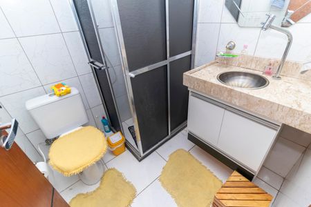 Casa à venda com 180m², 3 quartos e 3 vagas Casa à venda com 180m², 3 quartos e 3 vagasBanheiro