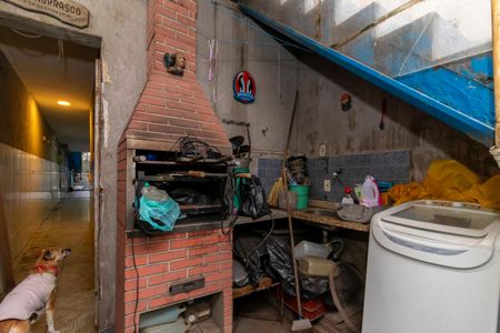 Casa à venda com 180m², 3 quartos e 3 vagas Casa à venda com 180m², 3 quartos e 3 vagasChurrasqueira