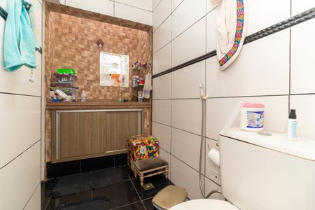 Casa à venda com 180m², 3 quartos e 3 vagas Casa à venda com 180m², 3 quartos e 3 vagasBanheiro da Suíte