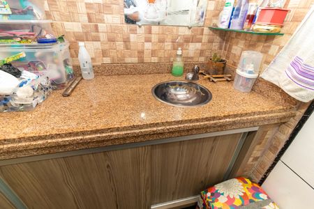 Casa à venda com 180m², 3 quartos e 3 vagas Casa à venda com 180m², 3 quartos e 3 vagasBanheiro da Suíte