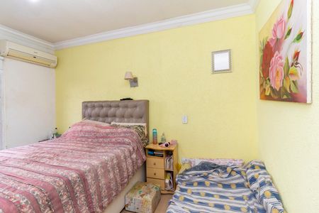 Casa à venda com 180m², 3 quartos e 3 vagas Casa à venda com 180m², 3 quartos e 3 vagasQuarto 1 - Suíte