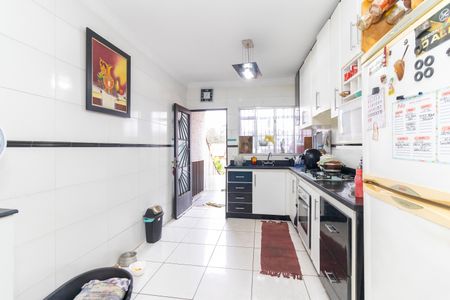 Casa à venda com 180m², 3 quartos e 3 vagas Casa à venda com 180m², 3 quartos e 3 vagasCozinha