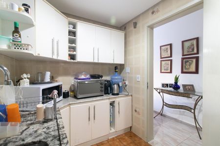 Apartamento à venda com 70m², 2 quartos e 1 vaga Apartamento à venda com 70m², 2 quartos e 1 vagaCozinha