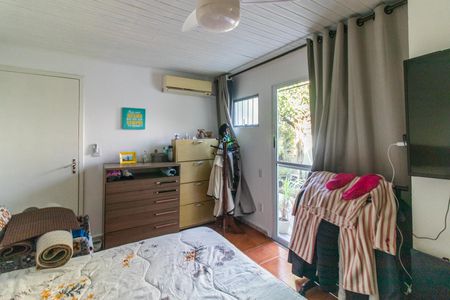 Apartamento à venda com 70m², 2 quartos e 1 vaga Apartamento à venda com 70m², 2 quartos e 1 vagaSuíte