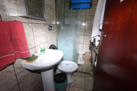 Casa à venda com 160m², 3 quartos e 3 vagasBanheiro da Suíte