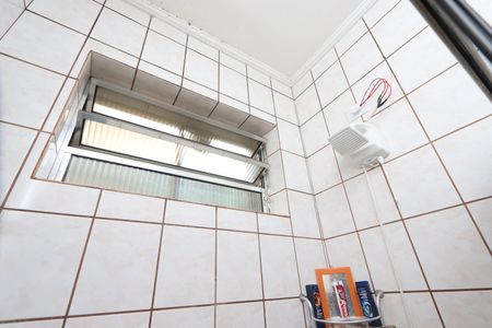 Casa à venda com 160m², 3 quartos e 3 vagasBanheiro Social