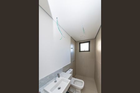 Apartamento à venda com 76m², 2 quartos e 2 vagas Apartamento à venda com 76m², 2 quartos e 2 vagasBanheiro da Suíte 1