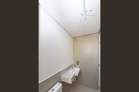 Apartamento à venda com 76m², 2 quartos e 2 vagas Apartamento à venda com 76m², 2 quartos e 2 vagasBanheiro da Suíte 2