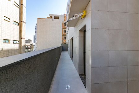 Apartamento à venda com 76m², 2 quartos e 2 vagas Apartamento à venda com 76m², 2 quartos e 2 vagasSacada