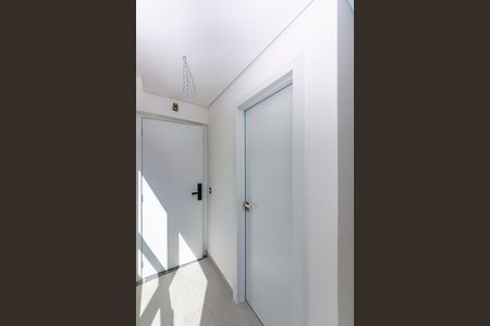 Apartamento à venda com 76m², 2 quartos e 2 vagas Apartamento à venda com 76m², 2 quartos e 2 vagasLavabo