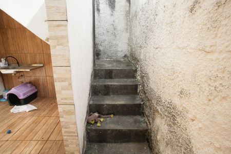 Casa à venda com 90m², 3 quartos e 2 vagas Casa à venda com 90m², 3 quartos e 2 vagasEscada do Terraço