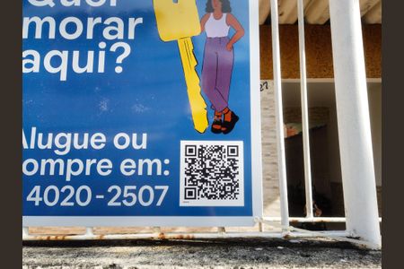 Casa à venda com 90m², 3 quartos e 2 vagas Casa à venda com 90m², 3 quartos e 2 vagasPlaca