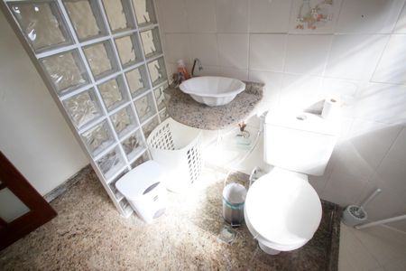 Casa à venda com 90m², 3 quartos e 2 vagas Casa à venda com 90m², 3 quartos e 2 vagasBanheiro da Suíte