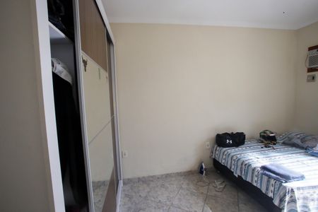 Casa à venda com 90m², 3 quartos e 2 vagas Casa à venda com 90m², 3 quartos e 2 vagasSuíte